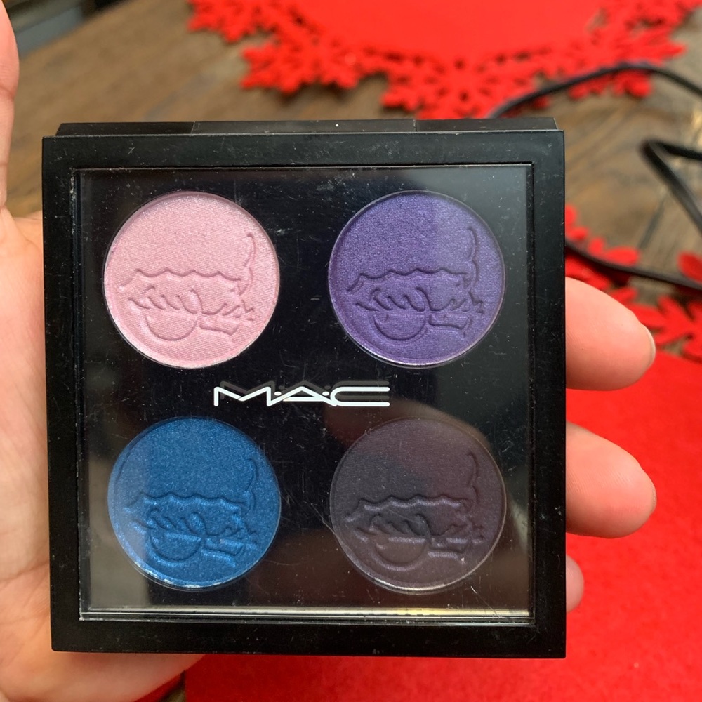 MAC Simpsons collection eyeshadow
